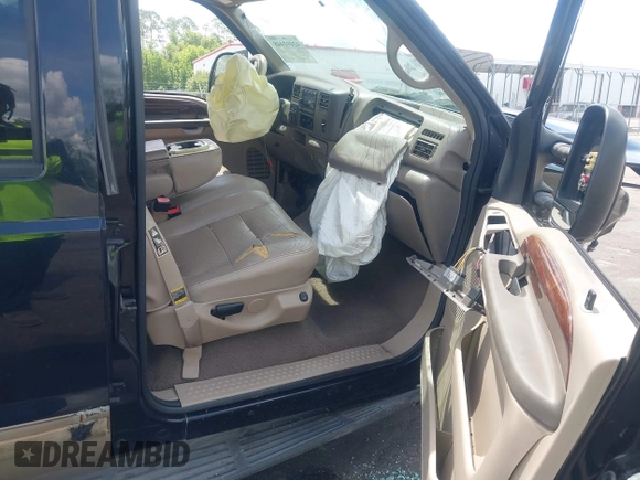 2001 Ford F-350 XL with VIN 1FTSW31F91EB55386, listed as a IAAI auction lot 42492448 with 273,172 mi miles and . Bid and sale history available at DreamBid. Image 5.