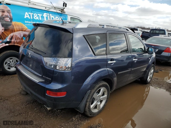 2008 Mitsubishi Outlander XLS with VIN JA4MT41X48Z016263, listed as a Copart auction lot 50369975 with 185,898 mi miles and Salvage Title. Bid and sale history available at carsss.com. Image 3.