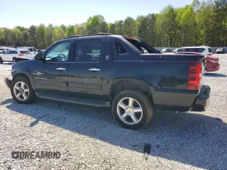 2013 Chevrolet Avalanche LT with VIN 3GNMCFE01DG177802, listed as a Copart auction lot 52987555 with 231,777 mi miles and Salvage title. Bid and sale history available at DreamBid. Image 2.