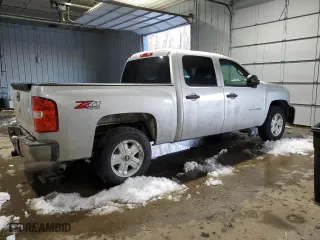 2013 Chevrolet Silverado 1500 LT with VIN 3GCPKSE73DG233835, listed as a Copart auction lot 43994585 with 179,331 mi miles and Salvage Title. Bid and sale history available at carsss.com. Image 3.