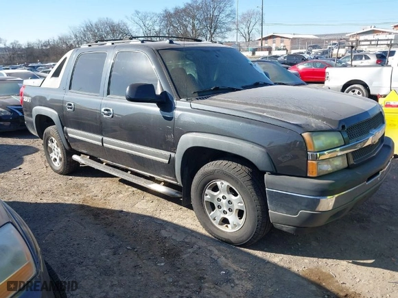 2005 Chevrolet Avalanche Z71 with VIN 3GNEK12Z35G272098, listed as a IAAI auction lot 41389396 with 298,490 mi miles. Bid and sale history available at carsss.com. Image 1.