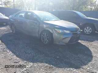 2017 Toyota Camry XLE z VIN 4T1BF1FKXHU389171, wystawiony jako IAAI lot #42202286 z przebiegiem 104 024 mil mil oraz . Historia ofert i sprzedaży dostępna na DreamBid. Obrazek 1.
