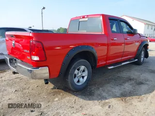 2017 Ram 1500 SLT z VIN 1C6RR7GG2HS583512, wystawiony jako IAAI lot #42492196 z przebiegiem 118 417 mil mil oraz . Historia ofert i sprzedaży dostępna na DreamBid. Obrazek 4.