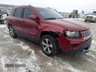 2016 Jeep Compass Latitude z VIN 1C4NJCEAXGD804721, wystawiony jako Copart lot #45760085 z przebiegiem 105 985 mil mil oraz Szkoda całkowita • Salvage title. Historia ofert i sprzedaży dostępna na DreamBid. Obrazek 4.