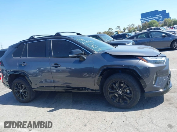 2024 Toyota RAV4 Hybrid XSE with VIN JTME6RFV0RJ041313, listed as a IAAI auction lot 42283581 with 25,096 mi miles and . Bid and sale history available at DreamBid. Image 13.