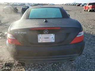2015 Mercedes-Benz SLK-Class SLK 250 with VIN WDDPK4HA3FF098739, listed as a Copart auction lot 86572034 with 90,453 mi miles and Salvage Title. Bid and sale history available at carsss.com. Image 6.