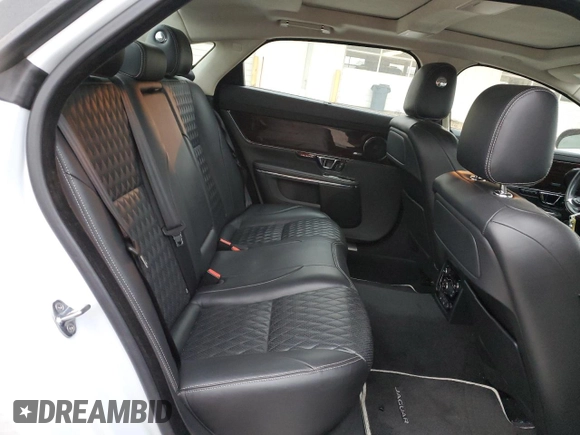 2016 Jaguar XJ Portfolio with VIN SAJWJ2GD2G8V92848, listed as a Copart auction lot 41614745 with 36,650 mi miles and Salvage title. Bid and sale history available at DreamBid. Image 10.