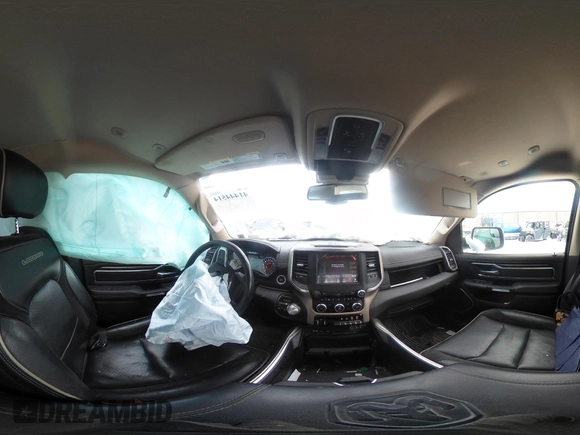 2019 Ram 1500 Laramie with VIN 1C6SRFDT3KN556578, listed as a IAAI auction lot 41444514 with 91,365 mi miles. Bid and sale history available at carsss.com. Image 17.
