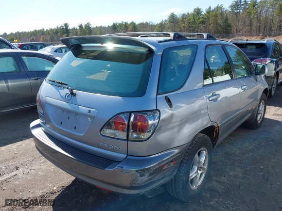 2003 Lexus RX 300 with VIN JTJHF10U230311666, listed as a IAAI auction lot 41921912 with 206,745 mi miles. Bid and sale history available at carsss.com. Image 4.