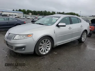 2009 Lincoln MKS z VIN 1LNHM94R19G627195, wystawiony jako Copart lot #56992225 z przebiegiem 178 882 mil mil oraz Szkoda całkowita • Salvage title. Historia ofert i sprzedaży dostępna na DreamBid. Obrazek 1.