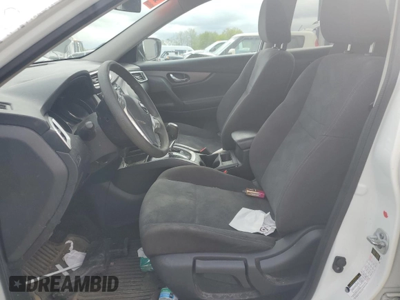 2016 Nissan Rogue S z VIN KNMAT2MV6GP707957, wystawiony jako Copart lot #55949445 z przebiegiem Nie podano mil oraz Szkoda całkowita • Salvage title. Historia ofert i sprzedaży dostępna na DreamBid. Obrazek 7.