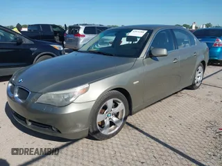 2005 BMW 5 Series 525i with VIN WBANA53515B860554, listed as a IAAI auction lot 42071388 with 122,042 mi miles. Bid and sale history available at carsss.com. Image 2.