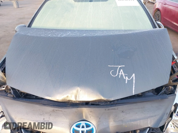 2014 Toyota Prius Two with VIN JTDZN3EU1E3325560, listed as a IAAI auction lot 41696494 with 113,620 mi miles and . Bid and sale history available at DreamBid. Image 10.