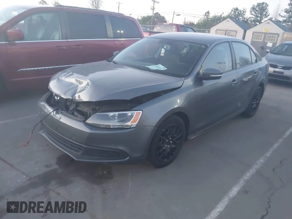 2011 Volkswagen Jetta SE с VIN 3VWBX7AJ2BM108055, выставлен на аукционе IAAI как лот 41859245 с пробегом 150 157 миль миль и . История ставок и продаж доступна на DreamBid. Изображение 2.