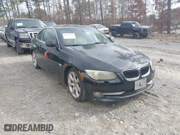 2011 BMW 3 Series 328i xDrive with VIN WBAKF5C52BE586375, listed as a IAAI auction lot 41799526 with 175,314 mi miles. Bid and sale history available at carsss.com. Image 1.