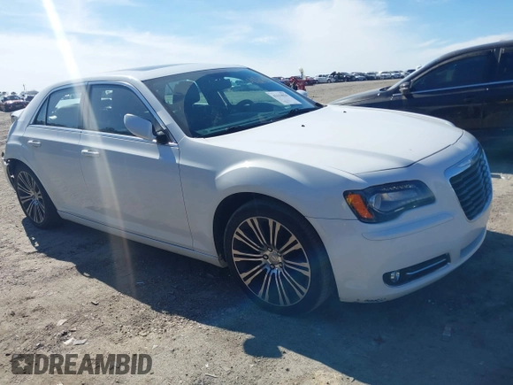 2013 Chrysler 300 with VIN 2C3CCABGXDH699096, listed as a IAAI auction lot 41614034 with 136,344 mi miles. Bid and sale history available at carsss.com. Image 1.