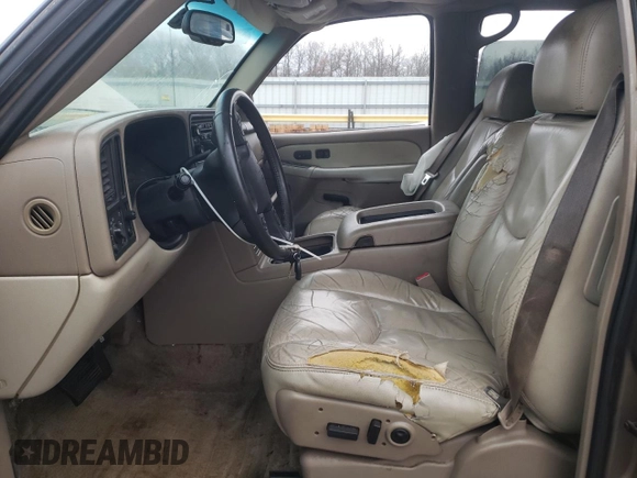 2003 Chevrolet Tahoe LS with VIN 1GNEC13Z33J329603, listed as a Copart auction lot 83828254 with 193,849 mi miles and Salvage Title. Bid and sale history available at carsss.com. Image 7.