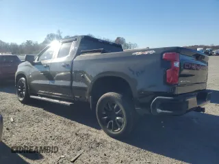 2019 Chevrolet Silverado 1500 Custom with VIN 1GCRYBEH8KZ275382, listed as a Copart auction lot 81099864 with 61,725 mi miles and Salvage Title. Bid and sale history available at DreamBid. Image 2.