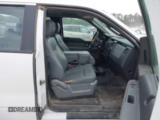 2013 Ford F-150 XL with VIN 1FTFX1EF5DKD65924, listed as a IAAI auction lot 42088693 with 58,714 mi miles and . Bid and sale history available at carsss.com. Image 5.