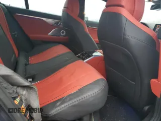 2023 BMW 8 Series z VIN WBAGX0C14PCM99664, wystawiony jako Copart lot #82912494 z przebiegiem 20 899 mil mil oraz Szkoda całkowita • Salvage title. Historia ofert i sprzedaży dostępna na DreamBid. Obrazek 10.