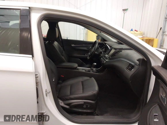 2016 Chevrolet Impala LT с VIN 2G1105SA4G9174816, выставлен на аукционе IAAI как лот 41984401 с пробегом 81 461 миль миль и . История ставок и продаж доступна на DreamBid. Изображение 5.