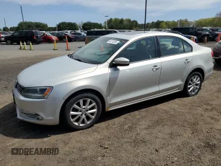 2011 Volkswagen Jetta SE с VIN 3VWDZ7AJ4BM316537, выставлен на аукционе Copart как лот 55170355 с пробегом 185 265 миль миль и Чистый • Clean title. История ставок и продаж доступна на DreamBid. Изображение 1.