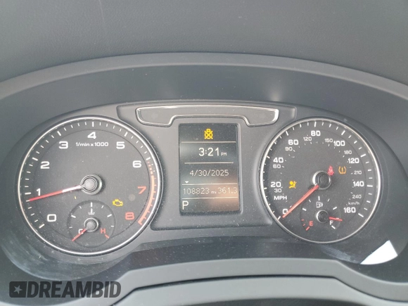 2018 Audi Q3 Premium z VIN WA1BCCFS7JR000434, wystawiony jako Copart lot #54719795 z przebiegiem 108 823 mil mil oraz Szkoda całkowita • Salvage title. Historia ofert i sprzedaży dostępna na DreamBid. Obrazek 9.