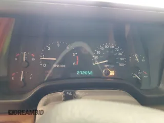 1998 Jeep Wrangler Sahara z VIN 1J4FY49S4WP728476, wystawiony jako Copart lot #53490515 z przebiegiem 272 058 mil mil oraz Czysty tytuł • Clean title. Historia ofert i sprzedaży dostępna na DreamBid. Obrazek 9.