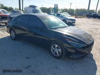 2021 Hyundai Elantra SE with VIN KMHLL4AG1MU123565, listed as a IAAI auction lot 41807345 with 57,240 mi miles. Bid and sale history available at carsss.com. Image 1.
