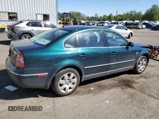 2002 Volkswagen Passat GLX z VIN WVWTH63B72P066013, wystawiony jako Copart lot #53750585 z przebiegiem 114 175 mil mil oraz Szkoda całkowita • Salvage title. Historia ofert i sprzedaży dostępna na DreamBid. Obrazek 3.