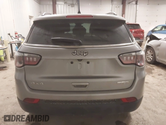 2022 Jeep Compass Latitude with VIN 3C4NJDBB1NT164537, listed as a IAAI auction lot 41424844 with 53,020 mi miles and . Bid and sale history available at DreamBid. Image 16.