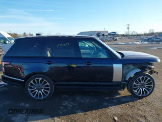 2021 Land Rover Range Rover P525 Westminster z VIN SALGS2SE1MA426172, wystawiony jako IAAI lot #41421855 z przebiegiem 35 270 mil mil oraz . Historia ofert i sprzedaży dostępna na DreamBid. Obrazek 13.