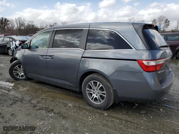 2011 Honda Odyssey EX with VIN 5FNRL5H47BB003825, listed as a Copart auction lot 47842135 with 195,161 mi miles and Salvage Title. Bid and sale history available at carsss.com. Image 2.
