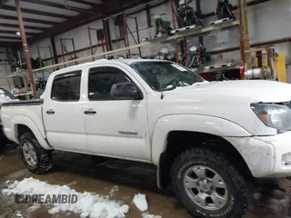 2012 Toyota Tacoma с VIN 3TMLU4EN9CM086455, выставлен на аукционе IAAI как лот 41398671 с пробегом 241 138 миль миль и . История ставок и продаж доступна на DreamBid. Изображение 13.