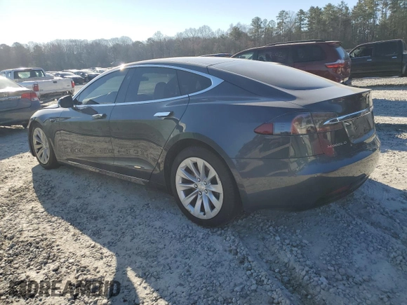 2018 Tesla Model S 75D with VIN 5YJSA1E26JF283528, listed as a Copart auction lot 46980685 with 35,371 mi miles and Salvage Title. Bid and sale history available at DreamBid. Image 2.