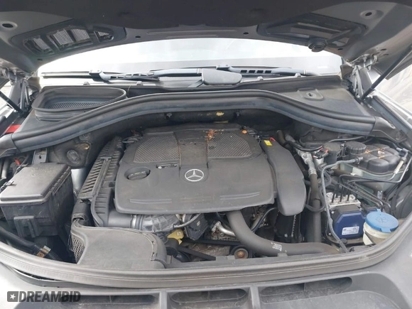 2014 Mercedes-Benz M-Class ML 350 with VIN 4JGDA5HBXEA369737, listed as a IAAI auction lot 41734995 with 114,718 mi miles. Bid and sale history available at carsss.com. Image 10.