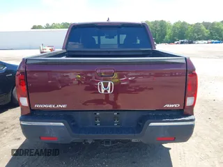 2019 Honda Ridgeline RTL-E with VIN 5FPYK3F72KB031085, listed as a IAAI auction lot 42236249 with 73,612 mi miles and . Bid and sale history available at DreamBid. Image 17.