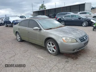 2003 Nissan Altima S with VIN 1N4AL11D93C100402, listed as a IAAI auction lot 41846055 with 234,662 mi miles. Bid and sale history available at carsss.com. Image 1.