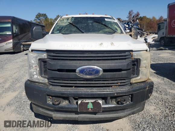 2017 Ford F-350 Platinum with VIN 1FT8W3B64HEC91041, listed as a Copart auction lot 74438064 with Not provided miles and Salvage title. Bid and sale history available at DreamBid. Image 5.