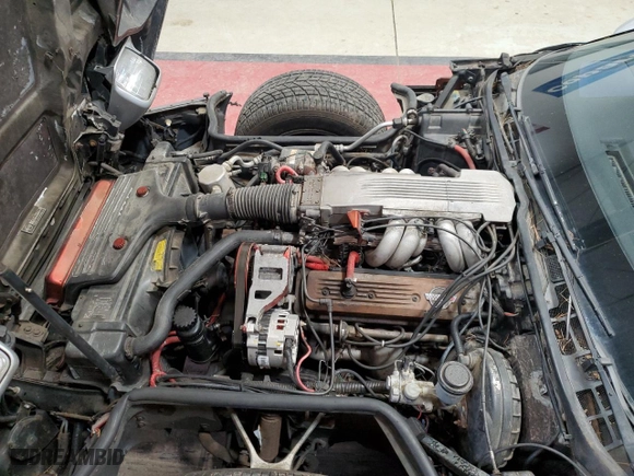 1987 Chevrolet Corvette with VIN 1G1YY3180H5120101, listed as a Copart auction lot 52721005 with 113,894 mi miles and Clean Title. Bid and sale history available at carsss.com. Image 11.
