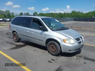 2002 Dodge Caravan Sport with VIN 2B4GP44362R699632, listed as a IAAI auction lot 42088557 with 237,844 mi miles. Bid and sale history available at carsss.com. Image 1.