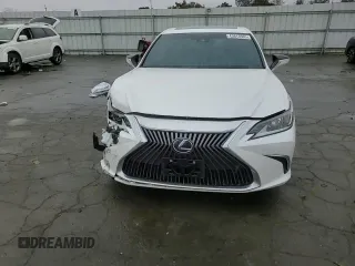 2021 Lexus ES with VIN 58ACA1C11MU012343, listed as a Copart auction lot 43613565 with 41,160 mi miles and Salvage Title. Bid and sale history available at carsss.com. Image 10.