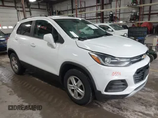 2017 Chevrolet Trax LT with VIN 3GNCJPSB8HL140918, listed as a IAAI auction lot 41730551 with 114,220 mi miles and . Bid and sale history available at carsss.com. Image 1.