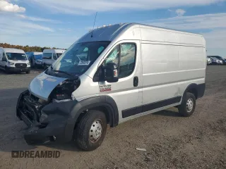 2021 Ram ProMaster Cargo with VIN 3C6LRVBG5ME531967, listed as a Copart auction lot 72693374 with 13,698 mi miles and Salvage Title. Bid and sale history available at carsss.com. Image 1.