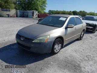 2003 Honda Accord LX z VIN 1HGCM66343A103346, wystawiony jako IAAI lot #41939613 z przebiegiem 231 328 mil mil oraz . Historia ofert i sprzedaży dostępna na DreamBid. Obrazek 2.