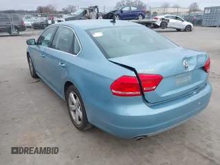 2013 Volkswagen Passat SE w/Sunroof with VIN 1VWBH7A3XDC083442, listed as a IAAI auction lot 41529678 with 138,825 mi miles. Bid and sale history available at carsss.com. Image 3.