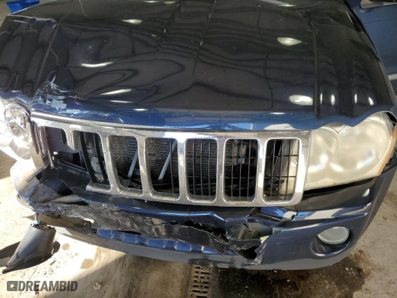 2005 Jeep Grand Cherokee Limited with VIN 1J4HR58245C645018, listed as a Copart auction lot 85703174 with 199,131 mi miles and Salvage Title. Bid and sale history available at carsss.com. Image 13.