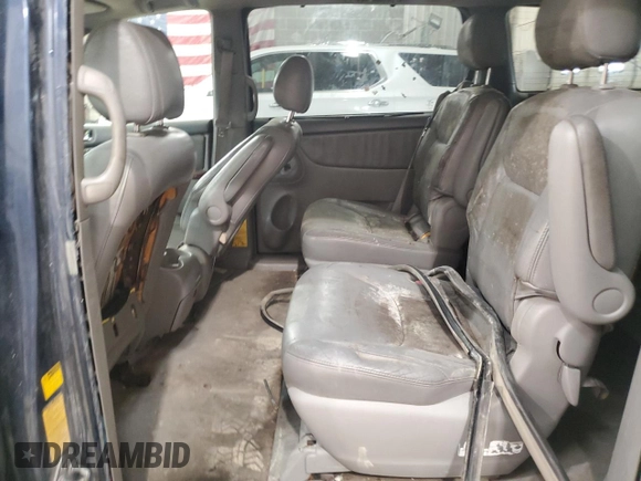 2004 Toyota Sienna XLE with VIN 5TDZA22C54S156416, listed as a Copart auction lot 53405035 with 240,722 mi miles and Clean Title. Bid and sale history available at carsss.com. Image 11.