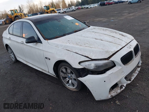 2011 BMW 5 Series 535i z VIN WBAFR7C50BC801316, wystawiony jako IAAI lot #38335558 z przebiegiem Nie podano mil oraz . Historia ofert i sprzedaży dostępna na DreamBid. Obrazek 1.