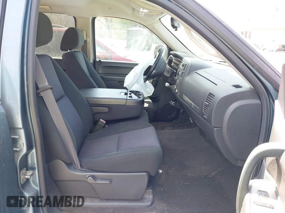 2012 Chevrolet Silverado 1500 LT with VIN 1GCPKSE75CF120579, listed as a IAAI auction lot 41772091 with 107,667 mi miles and . Bid and sale history available at DreamBid. Image 5.